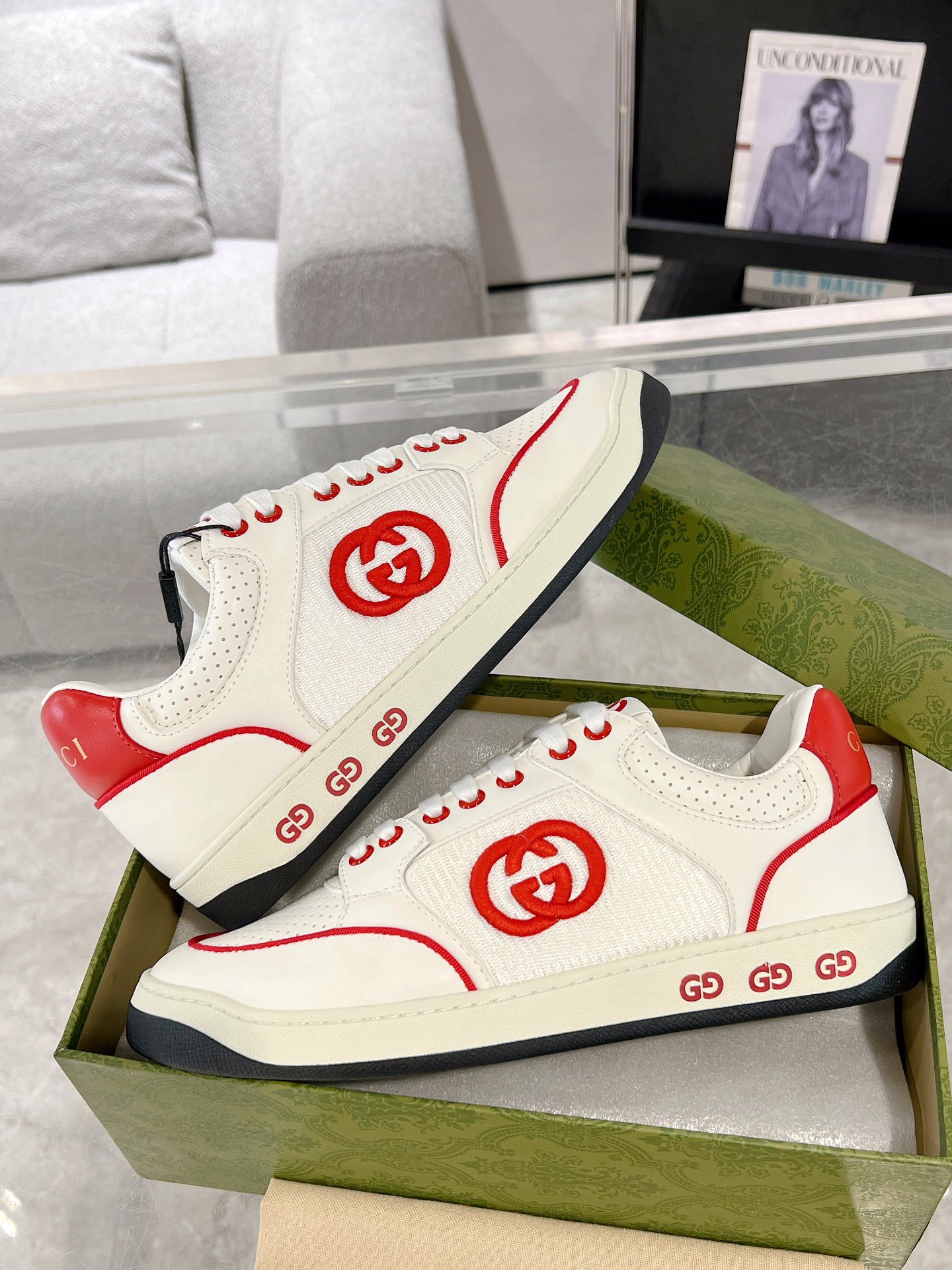 20251021/Gucci_251021-3